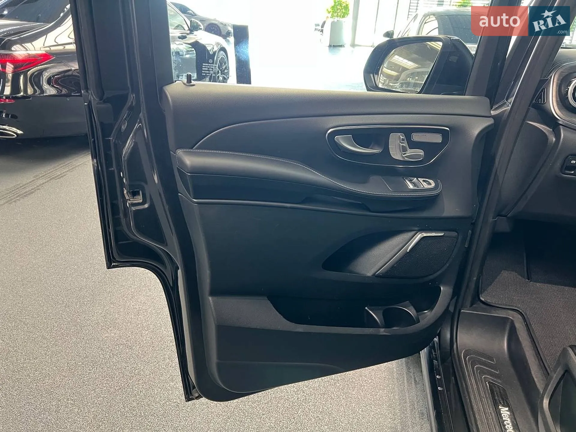 2025 Mercedes-Benz V-klasse - мініатюра 7