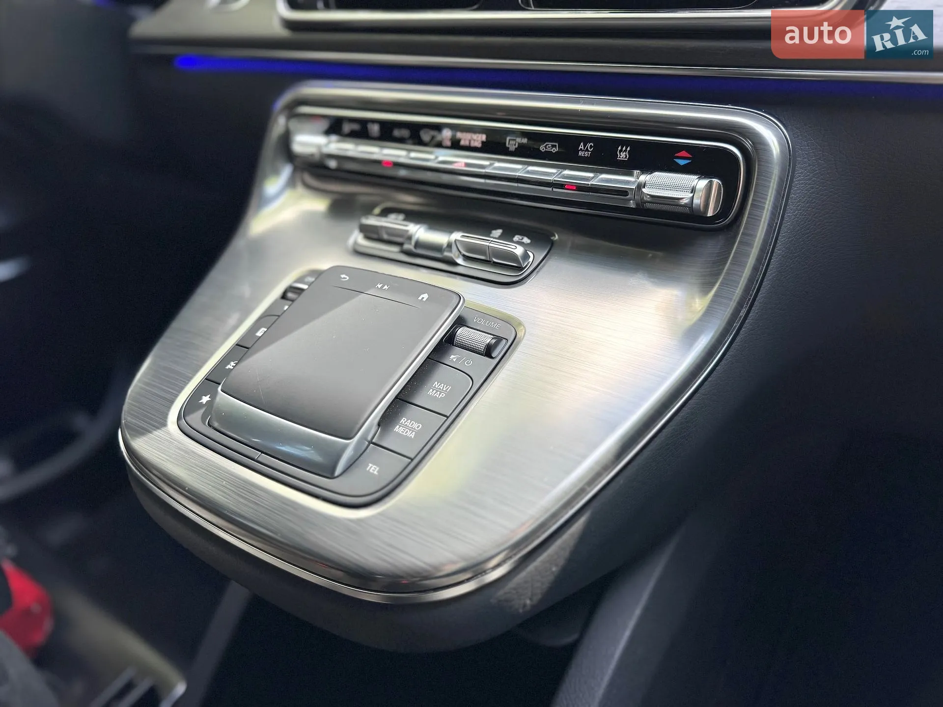 2025 Mercedes-Benz V-klasse - мініатюра 40