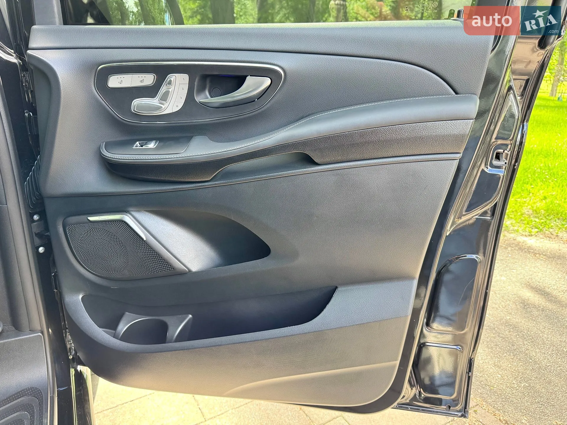 2025 Mercedes-Benz V-klasse - мініатюра 32