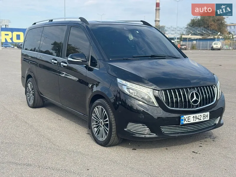 Mercedes-Benz V-Class