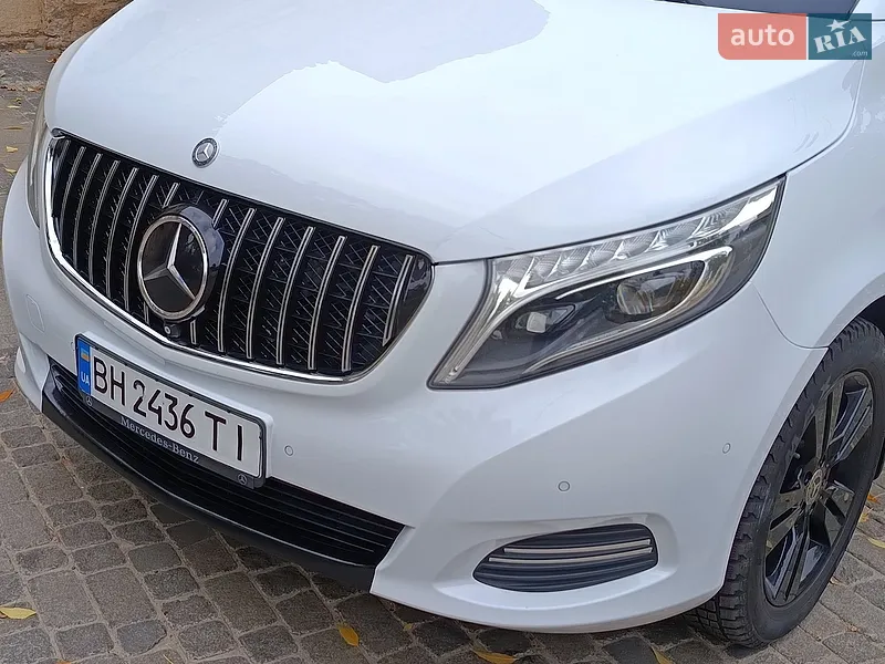 Mercedes-Benz V-Class