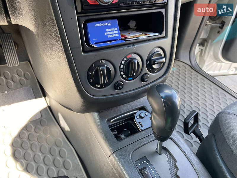 Минивэн Mercedes-Benz Vaneo 2002 в Луцке фото 16 Минивэн Mercedes-Benz Vaneo 2002 в Луцке