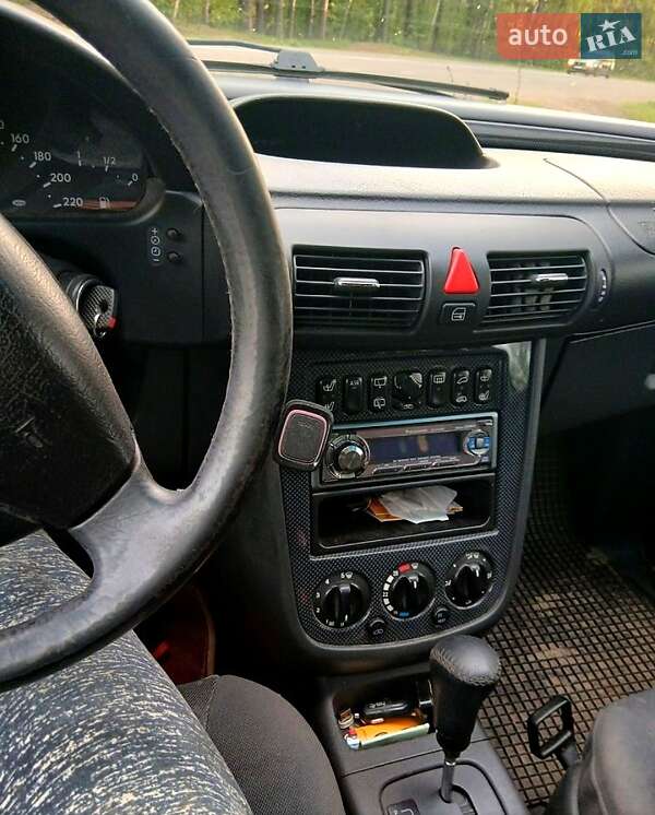 Минивэн Mercedes-Benz Vaneo 2003 в Чернигове фото 2 Минивэн Mercedes-Benz Vaneo 2003 в Чернигове