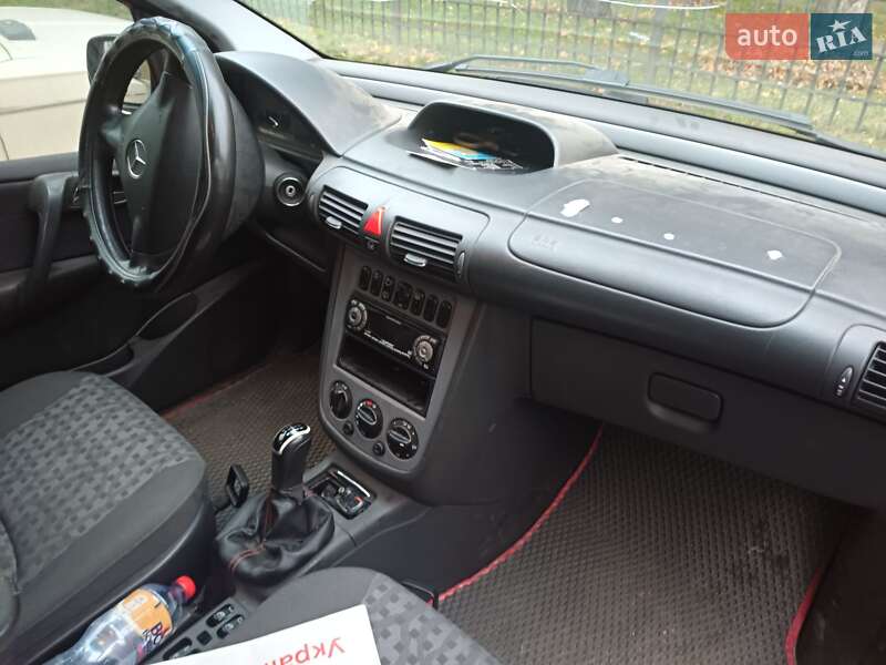 Минивэн Mercedes-Benz Vaneo 2002 в Черкассах