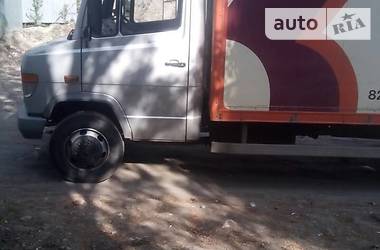 Грузовой фургон Mercedes-Benz Vario 2005 в Бахмуте