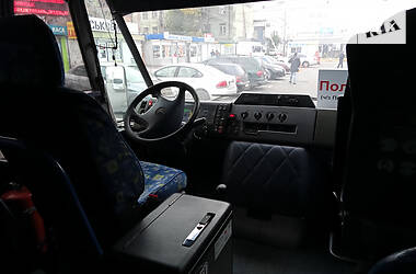 Туристический / Междугородний автобус Mercedes-Benz Vario 2003 в Полтаве