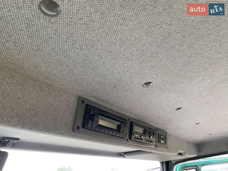 Тентованый Mercedes-Benz Vario 2011 в Львове