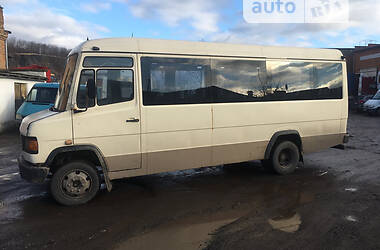 Микроавтобус Mercedes-Benz Vario 1996 в Нововолынске