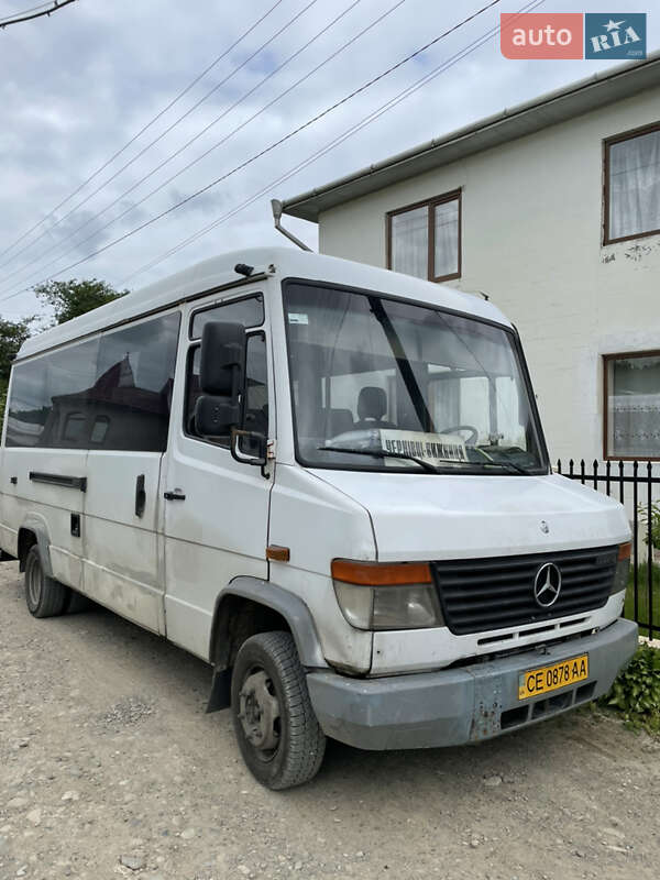 Мікроавтобус Mercedes-Benz Vario 2000 в Косові