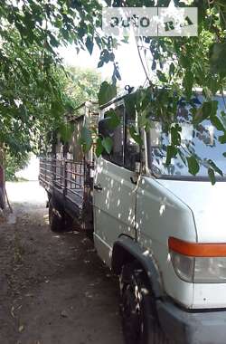 Грузовой фургон Mercedes-Benz Vario 1999 в Буче