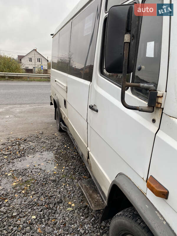 Микроавтобус Mercedes-Benz Vario 1998 в Виннице