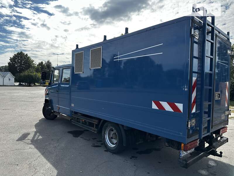 Mercedes-Benz Vario 2011