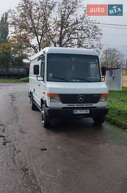 Вантажний фургон Mercedes-Benz Vario 2002 в Рівному