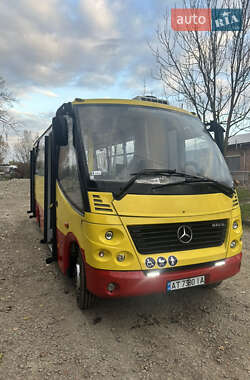 Міський автобус Mercedes-Benz Vario 2010 в Коломиї