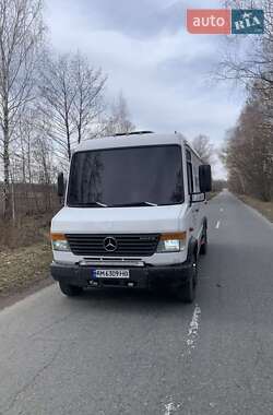 Грузовой фургон Mercedes-Benz Vario 1999 в 