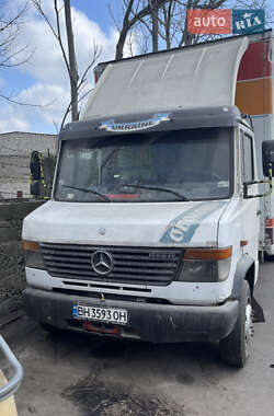 Грузовой фургон Mercedes-Benz Vario 1997 в 