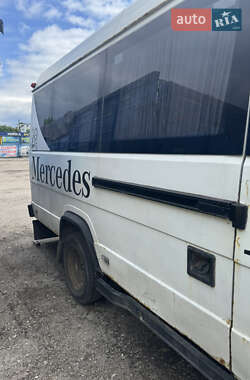 Пригородный автобус Mercedes-Benz Vario 1998 в 