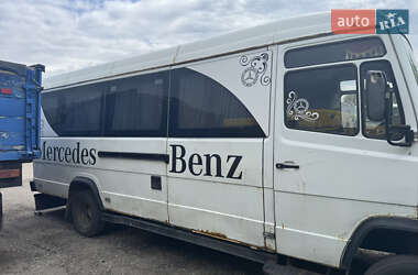 Пригородный автобус Mercedes-Benz Vario 1998 в 