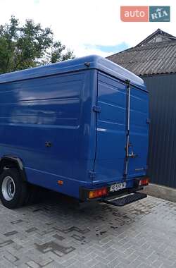Вантажний фургон Mercedes-Benz Vario 2005 в 