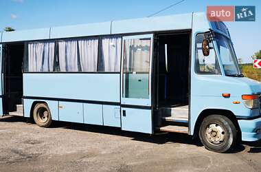 Приміський автобус Mercedes-Benz Vario 1999 в Обухові