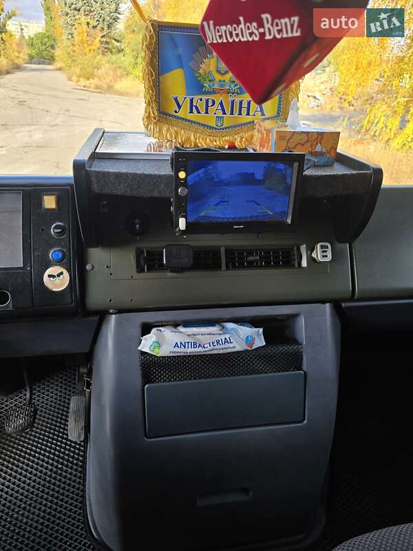 Микроавтобус грузовой (до 3,5т) Mercedes-Benz Vario 1998 в Полтаве
