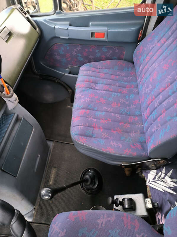 Грузовой фургон Mercedes-Benz Vario 2000 в Черкассах