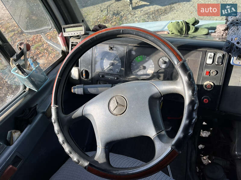 Пригородный автобус Mercedes-Benz Vario 2000 в Хмельницком