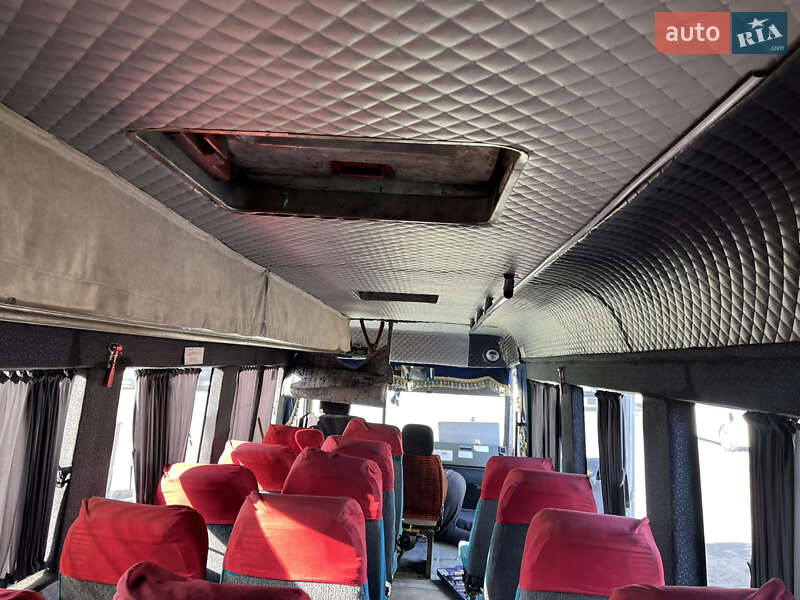 Пригородный автобус Mercedes-Benz Vario 2000 в Хмельницком