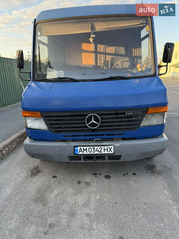 Вантажний фургон Mercedes-Benz Vario 1997 в Житомирі