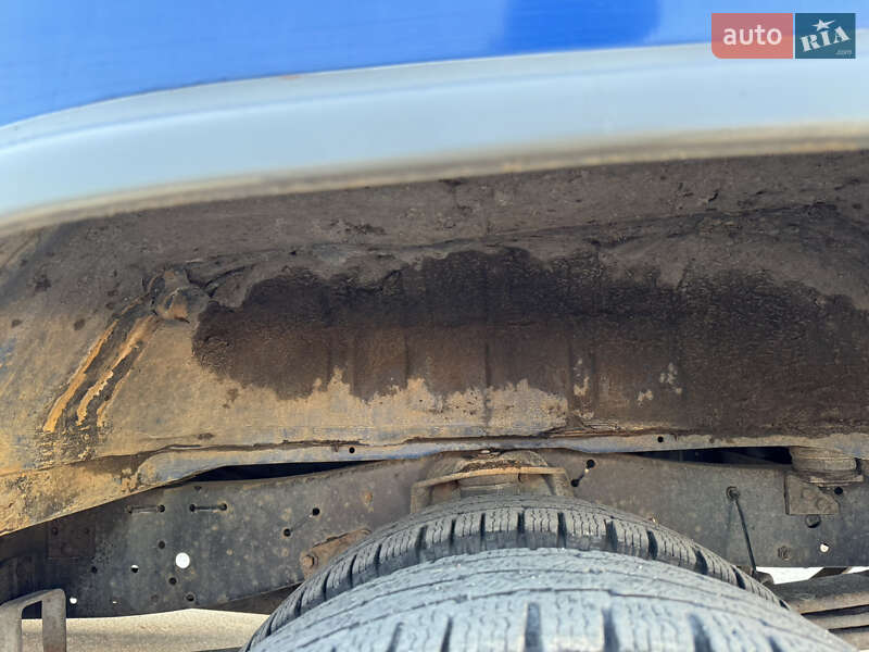 Вантажний фургон Mercedes-Benz Vario 1997 в Житомирі