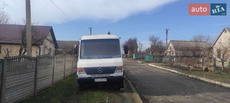 Mercedes-Benz Vario 2000