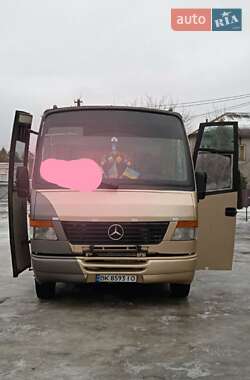 Туристический / Междугородний автобус Mercedes-Benz Vario 2003 в Ровно
