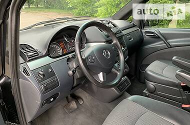 Мінівен Mercedes-Benz Viano 2013 в 