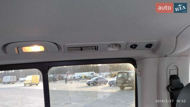 Мінівен Mercedes-Benz Viano 2004 в Львові фото 19 Мінівен Mercedes-Benz Viano 2004 в Львові