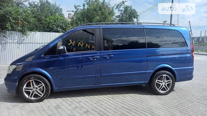 Минивэн Mercedes-Benz Viano 2012 в Киеве