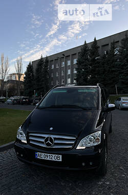 Мінівен Mercedes-Benz Viano 2012 в Дніпрі