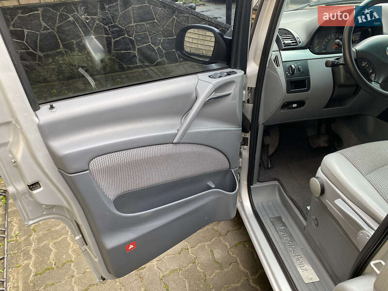 Минивэн Mercedes-Benz Viano 2006 в Шполе