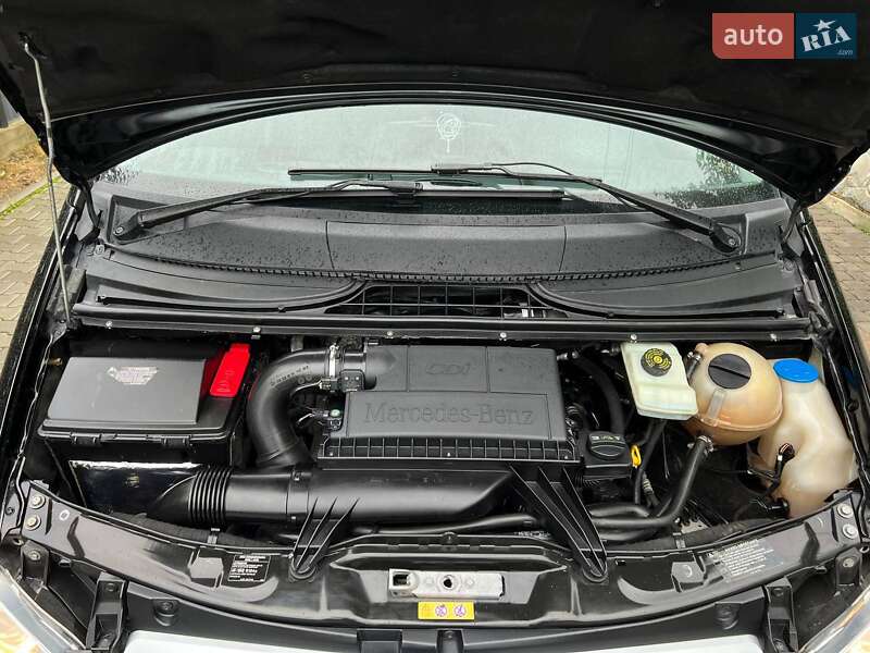 Мінівен Mercedes-Benz Viano 2013 в Львові