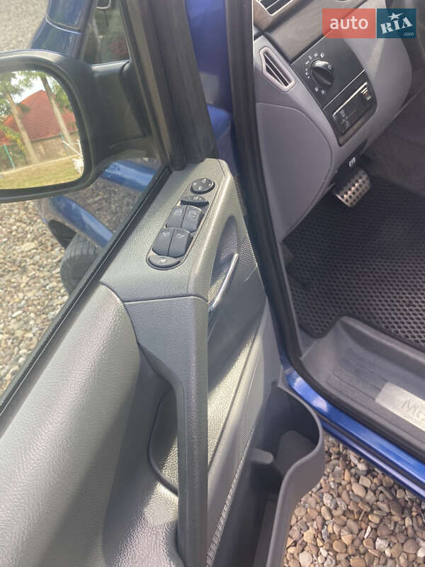 Минивэн Mercedes-Benz Viano 2007 в Заставной