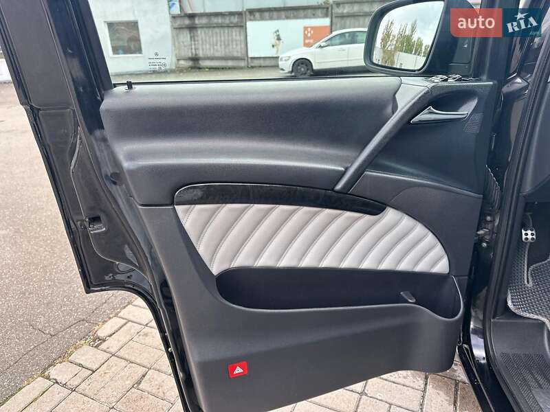 Мінівен Mercedes-Benz Viano 2012 в Києві