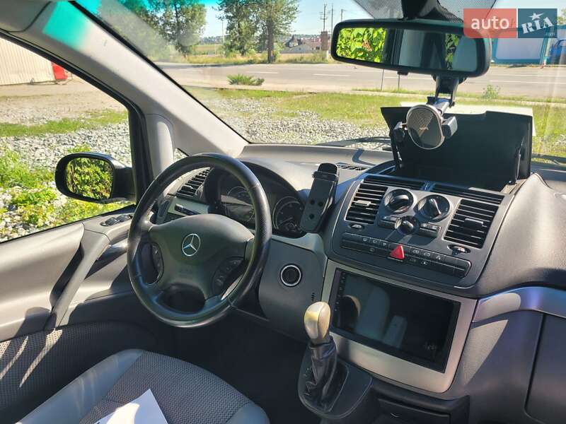 Минивэн Mercedes-Benz Viano 2006 в 
