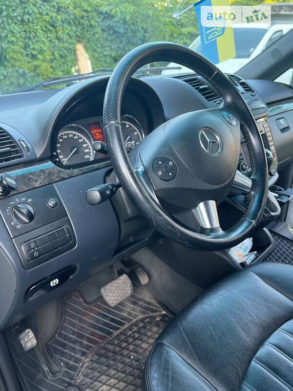 Мінівен Mercedes-Benz Viano 2013 в Одесі