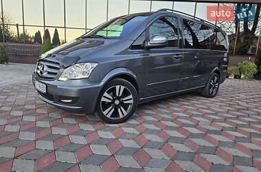 Минивэн Mercedes-Benz Viano 2011 в Сторожинце