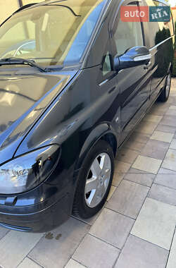Минивэн Mercedes-Benz Viano 2006 в 