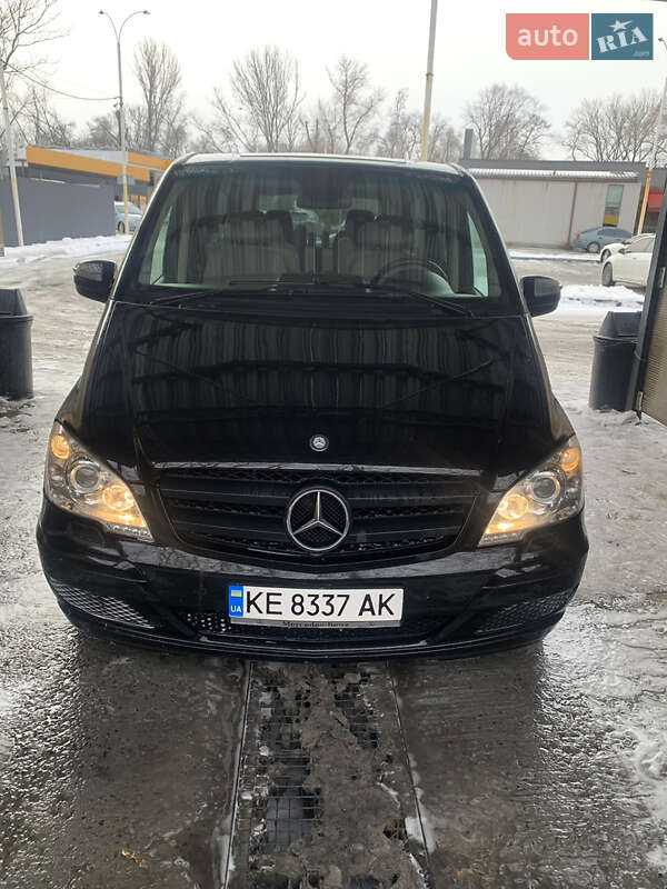 Мінівен Mercedes-Benz Viano 2013 в Дніпрі