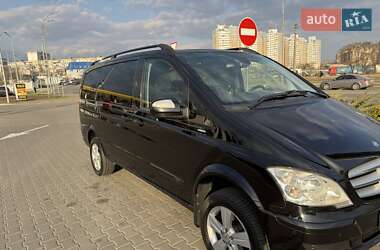 Мінівен Mercedes-Benz Viano 2011 в 