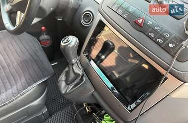 Мінівен Mercedes-Benz Viano 2011 в 