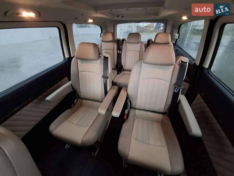 Мінівен Mercedes-Benz Viano 2012 в Чернівцях фото 25 Мінівен Mercedes-Benz Viano 2012 в Чернівцях