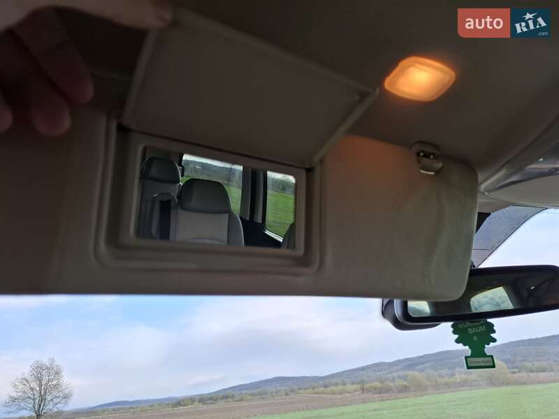 Мінівен Mercedes-Benz Viano 2012 в Чернівцях фото 49 Мінівен Mercedes-Benz Viano 2012 в Чернівцях
