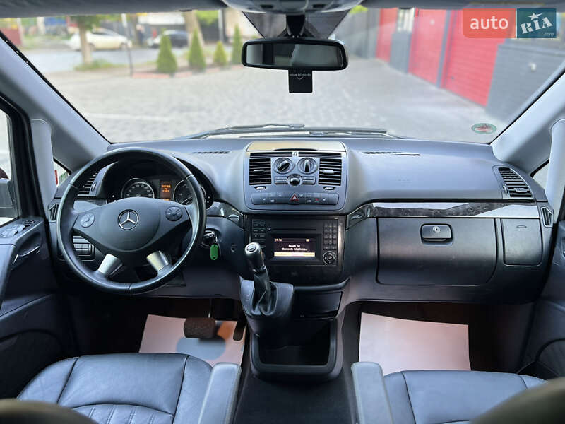 Мінівен Mercedes-Benz Viano 2010 в Чернівцях